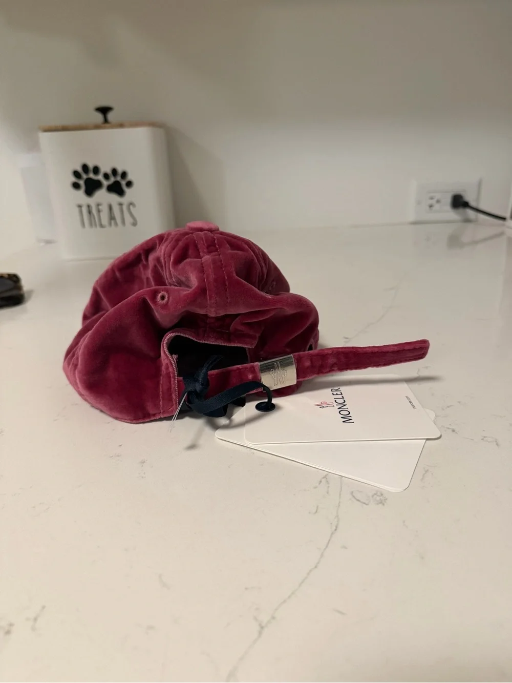 Moncler Velvet Cap in Dusty Rose Pink